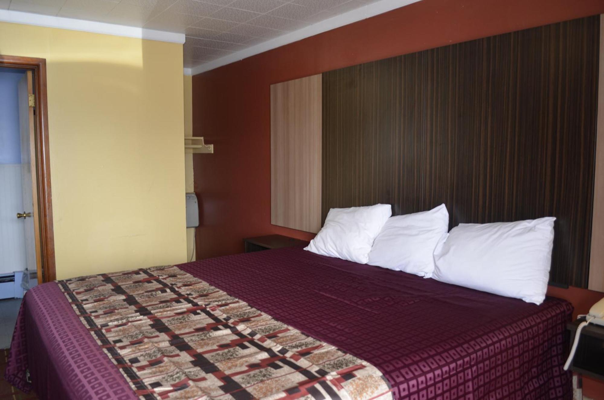 Budget Inn Tonawanda Room photo